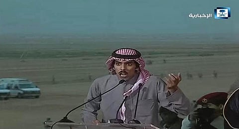 الشاعر الذيابي لـ"سبق": إعداد القصيدة استغرق مني أسبوعَيْن.. وتشرفت بالوقوف أمام الملك