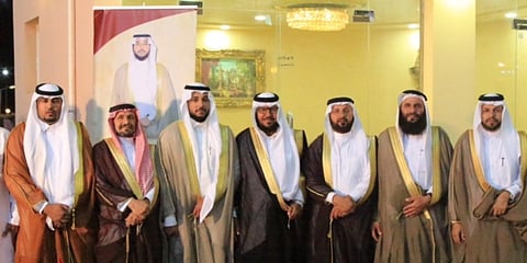 عبدالله المحمادي يحتفل بزفافه