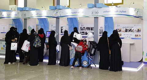 حضور نسائي كثيف في دورات "قطاع تدريب البنات" بـ"الجنادرية ٣١"