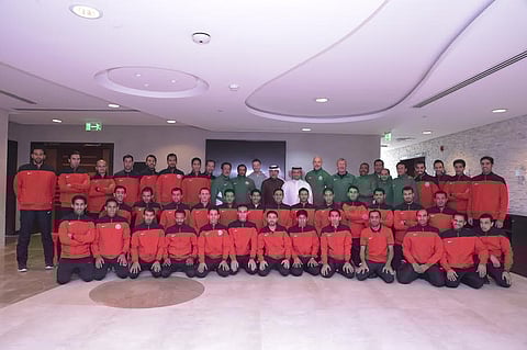 "عزت" للحكام: سنحولكم إلى محترفين .. ونبعدكم عن الضغوط