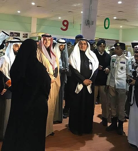 وزير التعليم يزور جناح مدارس الملك فيصل بالجنادرية