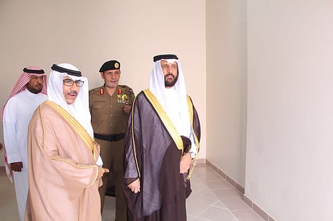 المقرن يتفقد دار الملاحظة ويفتتح صالة الزيارة لذوي النزلاء بجازان