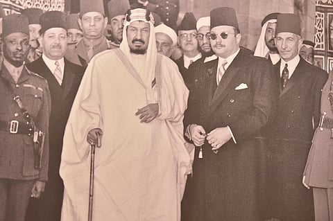 بالصور.. كيف استقبلت مصر وحاكمها "فاروق" الملك عبدالعزيز قبل ٧١ عامًا؟
