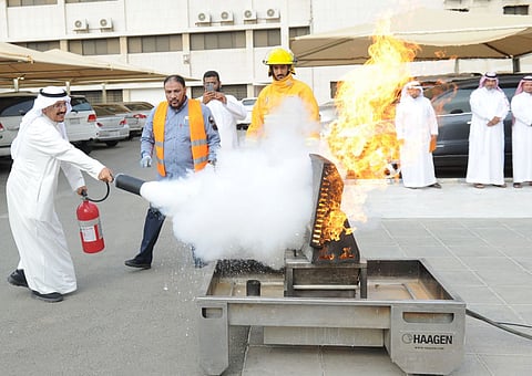 التدريب التقني بمكة ينفذ برنامج "أساسيات مكافحة الحريق"