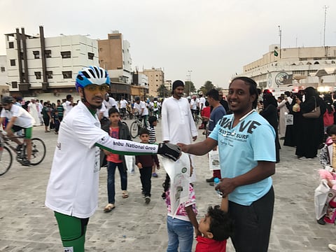 مسيرة لـ"دراجي ينبع والمدينة" للتوعية بالسرطان في المنطقة التاريخية
