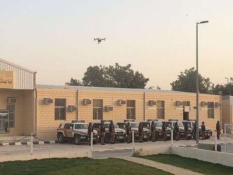 عملية نوعية .. شرطة الرياض تحرِّر رهينات وتضبط محتجزهن عبر إنزال واقتحام ومباغتة