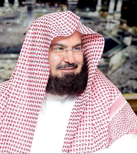 السديس: كلمة خادم الحرمين في مؤتمر "الاتجاهات الفكرية" حافز للعلم والعلماء