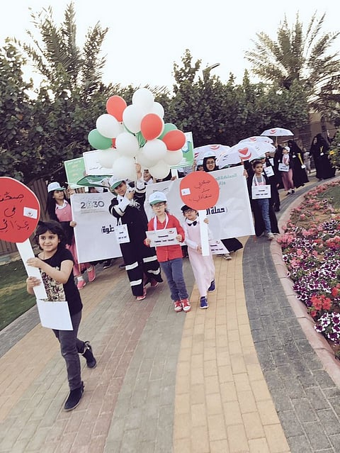 الابتدائية 18 للبنات تنفذ مبادرة "الصحة تبدأ بخطوة" في الرياض