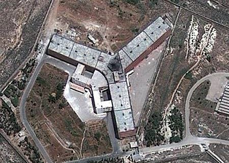 أمريكا.. الأسد أحرق آلاف الجثث قرب سجن "صيدنايا"