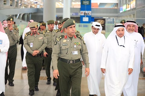 اليحيى يحث الضباط والأفراد على التفاني في خدمة ضيوف الرحمن