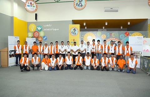 تدريب 2200 طالب وطالبة في مهرجان stem الصيفي بتعليم عسير