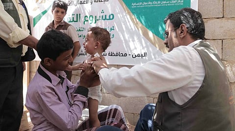 "إغاثي الملك سلمان" يواصل مكافحة سوء التغذية للأطفال في نصاب بشبوة