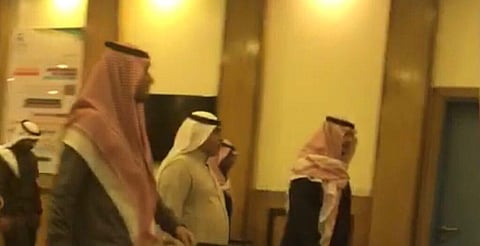 "أمير الحدود الشمالية" يتفقد طوارئ "عرعر المركزي" بزيارة منتصف الليل