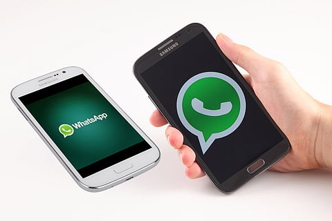 كيفية تفعيل حساب "واتساب" الخاص بك على هاتفيْن