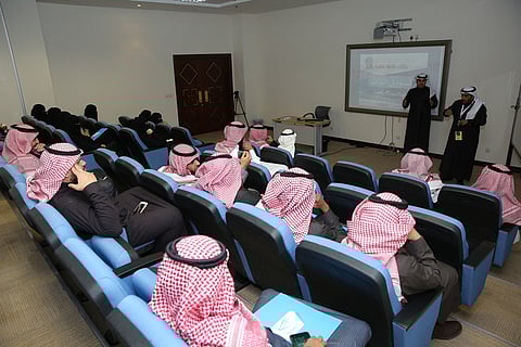 تدشين منتدى "إحسان إنسان" بخدمة الصم وضعاف السمع