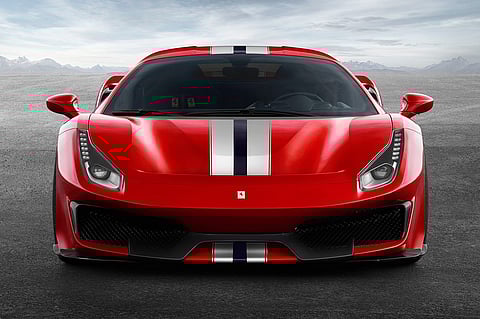 الصور الأولى لفيراري 488 Pista قبل إطلاقها في معرض جنيف للسيارات