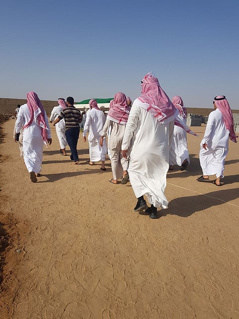 ينبع تودع الطالب "عمّار" ضحية صعق كهربائي داخل مدرسة