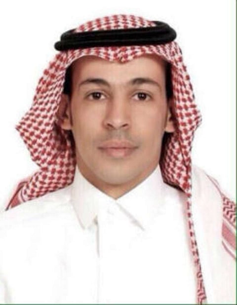 "الحارثي" للمعلمين: تفاءلوا.. "العيسى" يسعى لإنهاء أزمة حركة النقل نهائياً