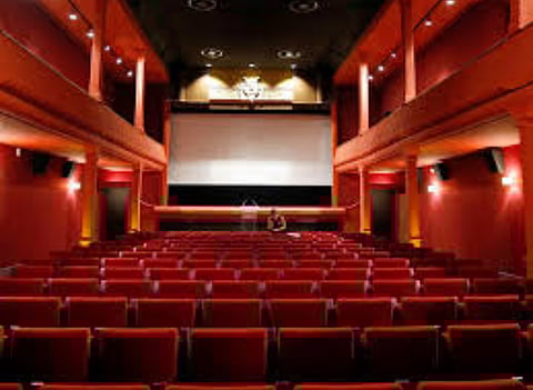 مصادر "سبق": افتتاح 8 قاعات للسينما في مكة قريباً.. هنا تفاصيلها