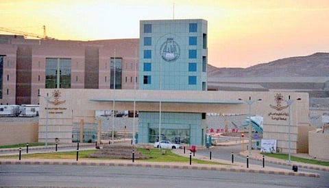أطباء امتياز بالباحة: لم يُصرف بدل غلاء المعيشة منذ الأمر الملكي