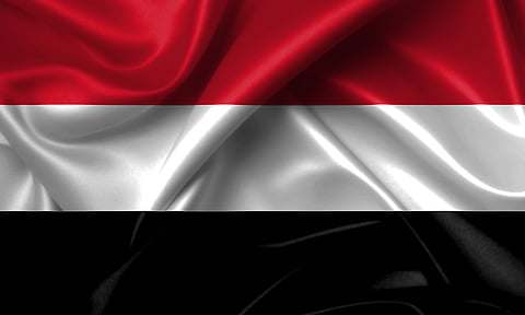 الحكومة اليمنية تدعو الحوثيين إلى الانسحاب من "الحديدة" سلميًا