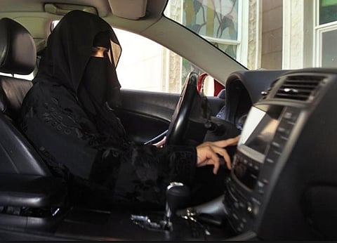 إسراء البطي: سأقود مركبتي وأستغني عن السائق.. والرياض أولى رحلاتي