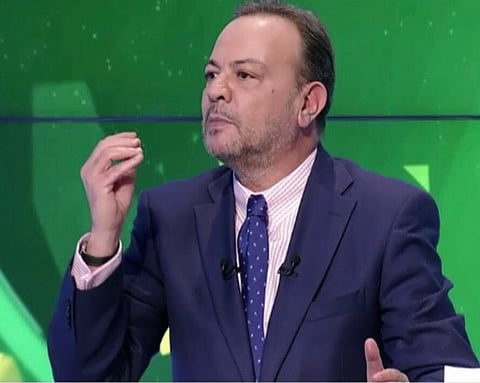 إحدى صور تسيس الرياضة.. مذيع يصف مشاركة السعودية بالذل ويلتزم الصمت أمام تونس