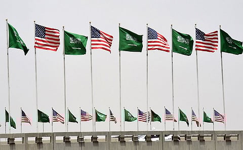 سفارة أمريكا تحذر رعاياها: جميعنا نخضع لقوانين السعودية ولا يمكننا إخراجكم من السجون