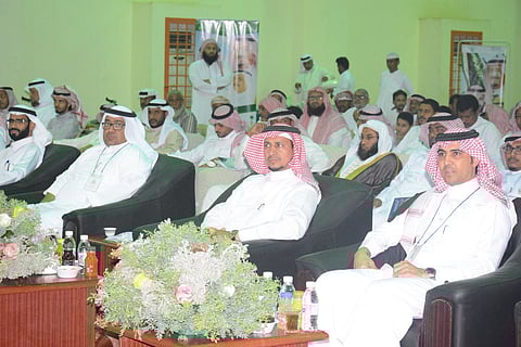 شاهد .. ختام حملة "إعادة الأمل" لمحو الأمية بجازان.. تعرَّف على سبب التسمية