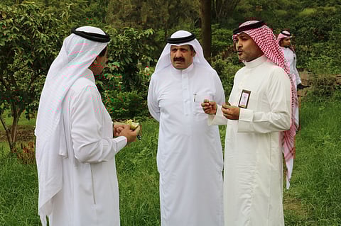 مدير سياحة جازان يناقش تطوير السياحة الزراعية بجبال فيفاء