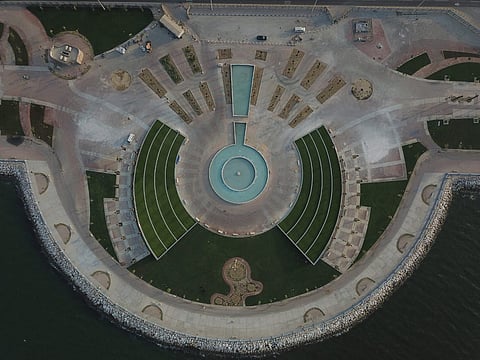 بالصور .. افتتاح مشروع بلازا حي الشاطئ في الواجهة البحرية بالدمام