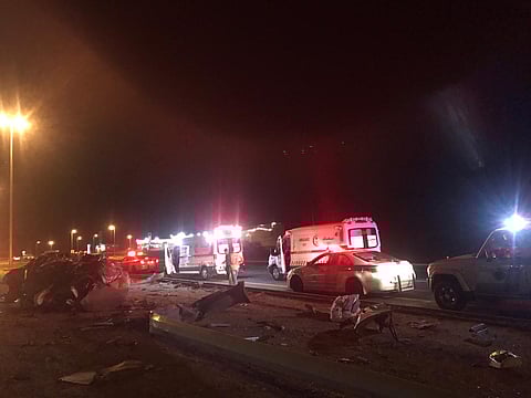فجرا .. وفاة شخصين وإصابة آخرين في حادث مروري بحائل
