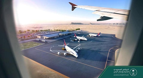 "آل جابر" يسدل الستار عن تصاميم مطار مأرب اليمني الذي تنفذه المملكة