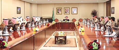 أحمد بن فهد لمنسوبي مطار الدمام: ارتقوا بالخدمات واعكسوا الوجهة الحضارية لبلادنا