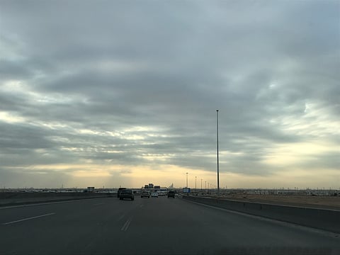 سحب رعدية وبرديات على نطاق واسع اعتباراً من يوم غد