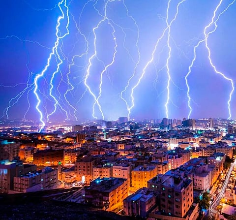 مع عطلة نهاية الأسبوع.. حالة ماطرة على مناطق المملكة هنا تفاصيلها