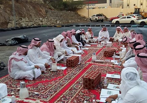 مهرجان البُن السادس يقترب .. والعاملون يجتمعون ويؤكدون الجاهزية
