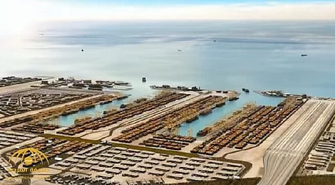 ميناء الملك عبدالله أحد أهم مسارات التجارة البحرية العالمية.. وهذه مميزاته