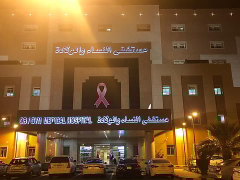 تدخل طبي ناجح لإنقاذ حياة مريضة تعرّضت لتسمم حمل بالطائف