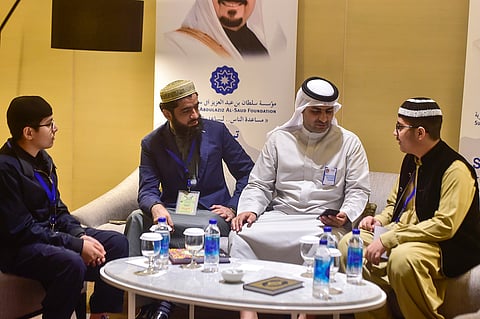 "حمزة وعمر" .. فتيان من هونج كونج يحفظان القرآن بأرقام الآيات والسور