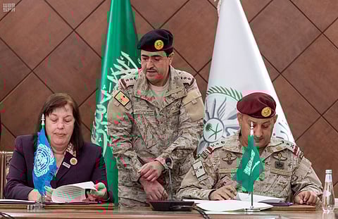 "التحالف" يوقع مذكرة تفاهم مع الأمم المتحدة لحماية أطفال اليمن