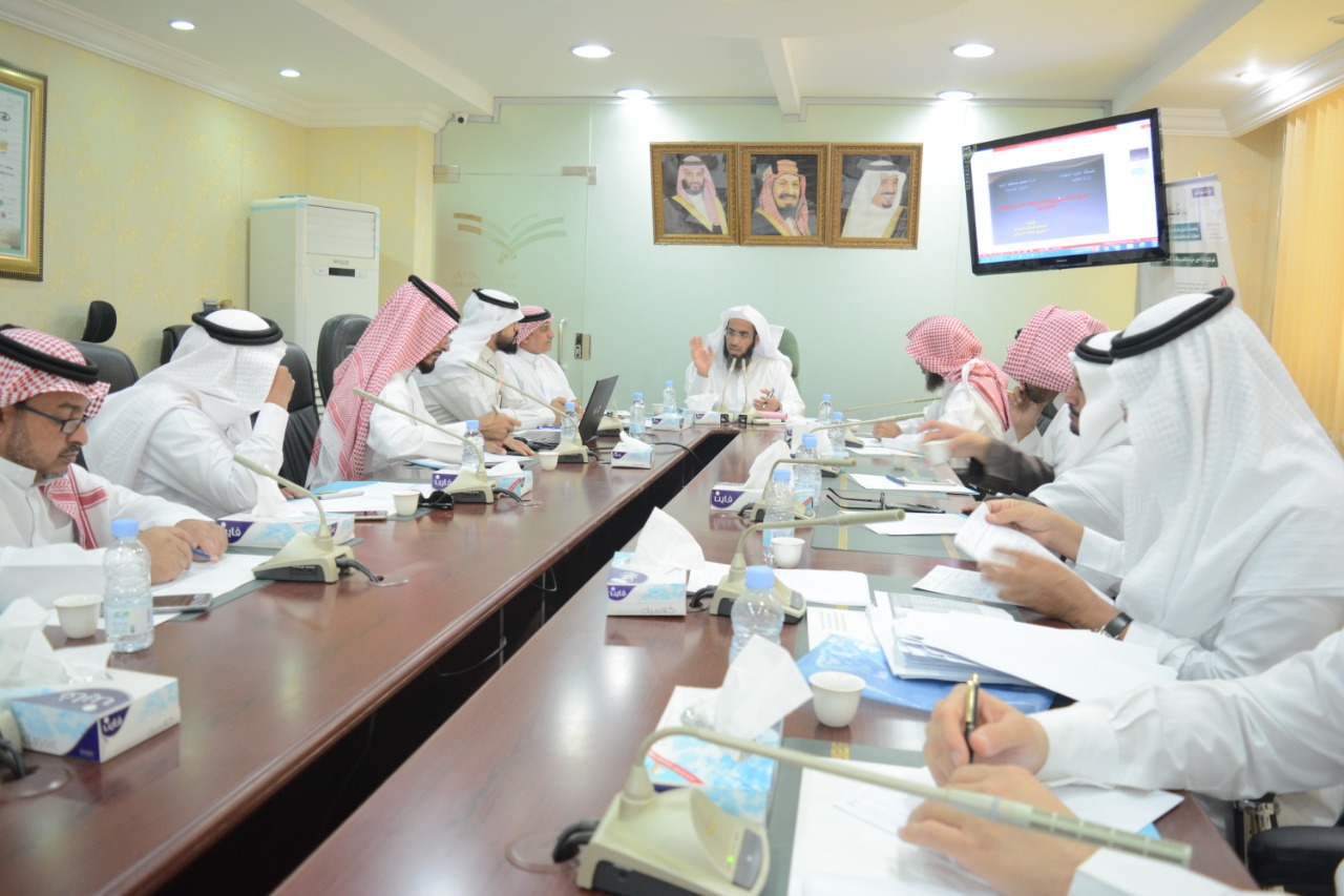 "تعليم الليث" يناقش استعدادات انطلاقة العام الدراسي المقبل