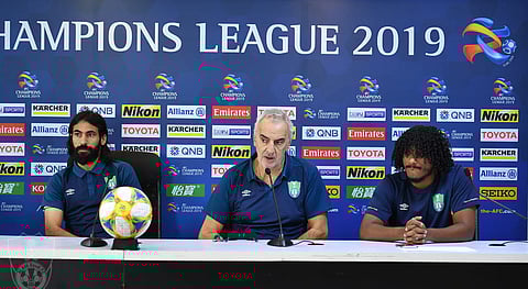 فوساتي: "اللياقة" ستحدد قدرة اللاعبين الأساسيين على المشاركة.. وبيروزي مميز