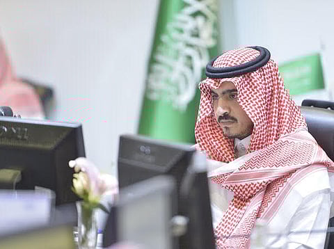 "بدر بن سلطان" يزور أمانة جدة ويلتقي قياداتها