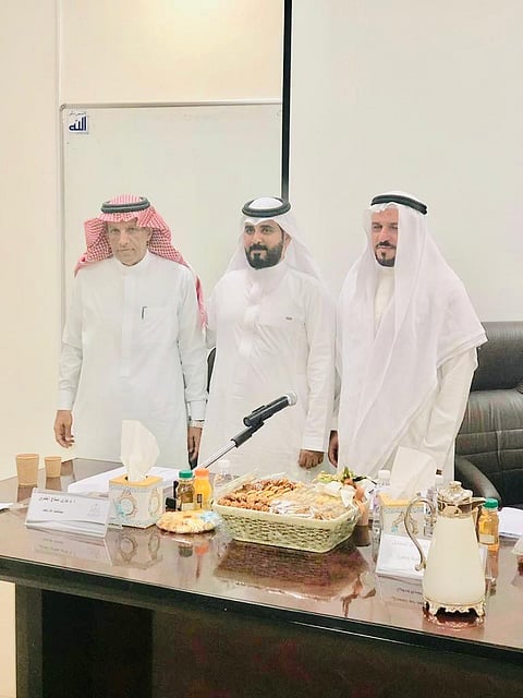 "الشهري" يحصد الماجستير في التربية بتقدير ممتاز