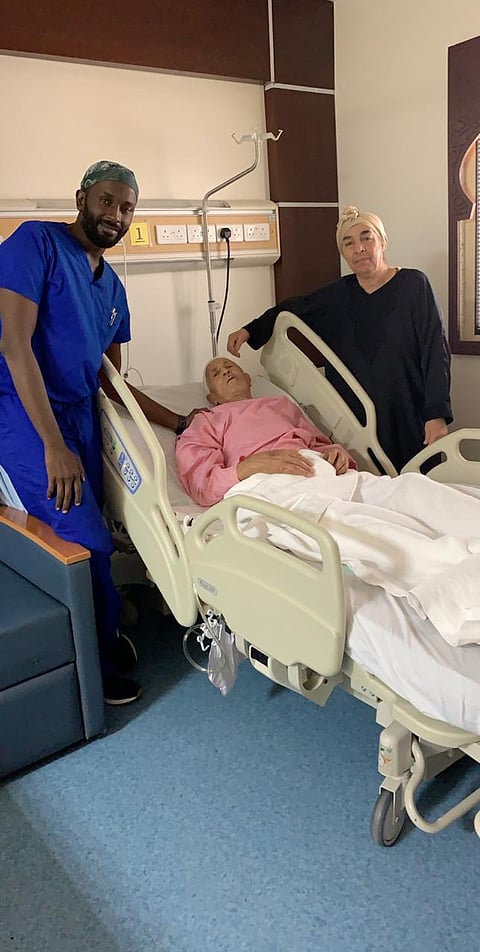 مكة .. إنقاذ حياة معتمر سبعيني وتمكينه من أداء العمرة