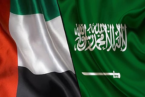 "بلومبيرغ": تحسن ملحوظ بقطاع الأعمال في السعودية والإمارات