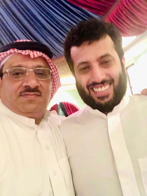 "القحطاني" مشرفًا على الأمسيات الشعرية بـ"موسم الرياض"