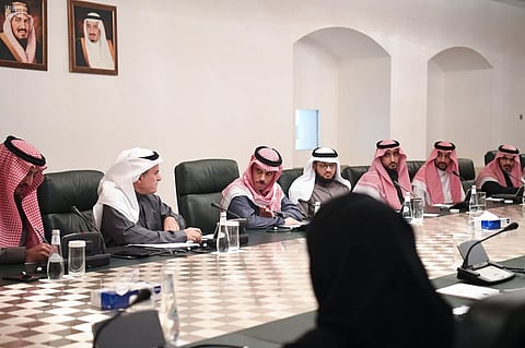 وزير الخارجية يستقبل دارسين بـ"معهد الأمير سعود الفيصل للدراسات الدبلوماسية"