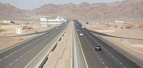 بدء الاستعدادات لرفع سرعة طريق "ينبع – جدة" السريع إلى 140 كم